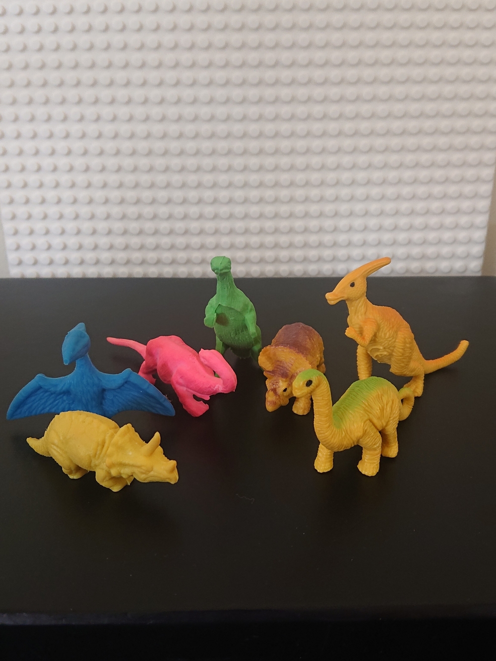 Plastic Rubber Mini Colourful Toy Dinosaur Figure Lot (7) - China